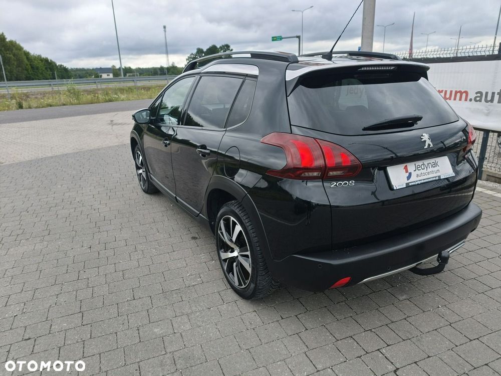 Peugeot 2008 - 12