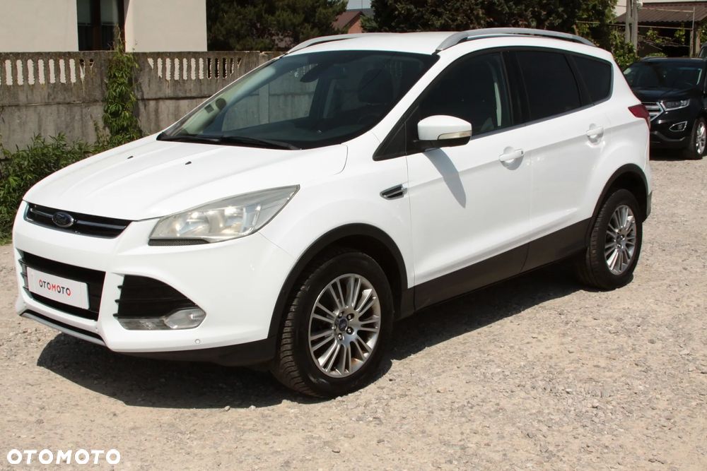 Ford Kuga 2.0 TDCi 2x4 Titanium - 6