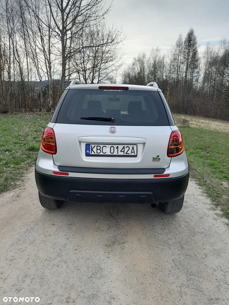 Fiat Sedici 2.0 Multijet DPF 4x4 Lounge - 3