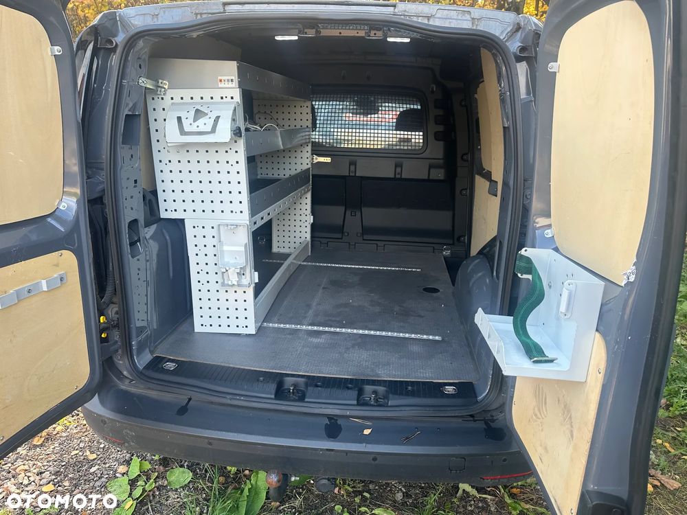 Volkswagen caddy - 13