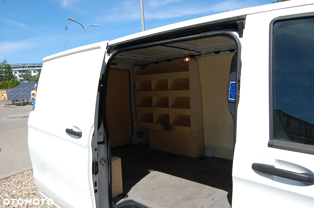 Mercedes-Benz Vito - 17
