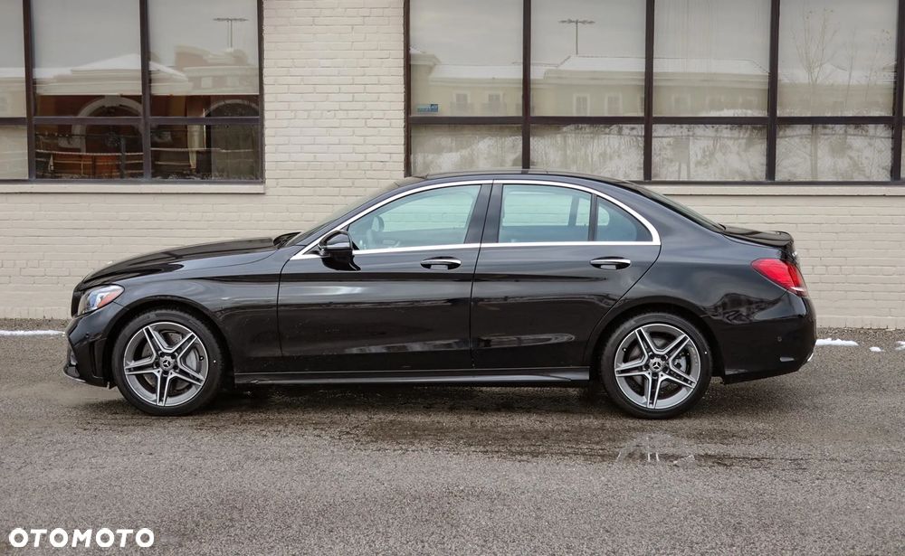 Mercedes-Benz Klasa C 300 4MATIC 9G-TRONIC - 4