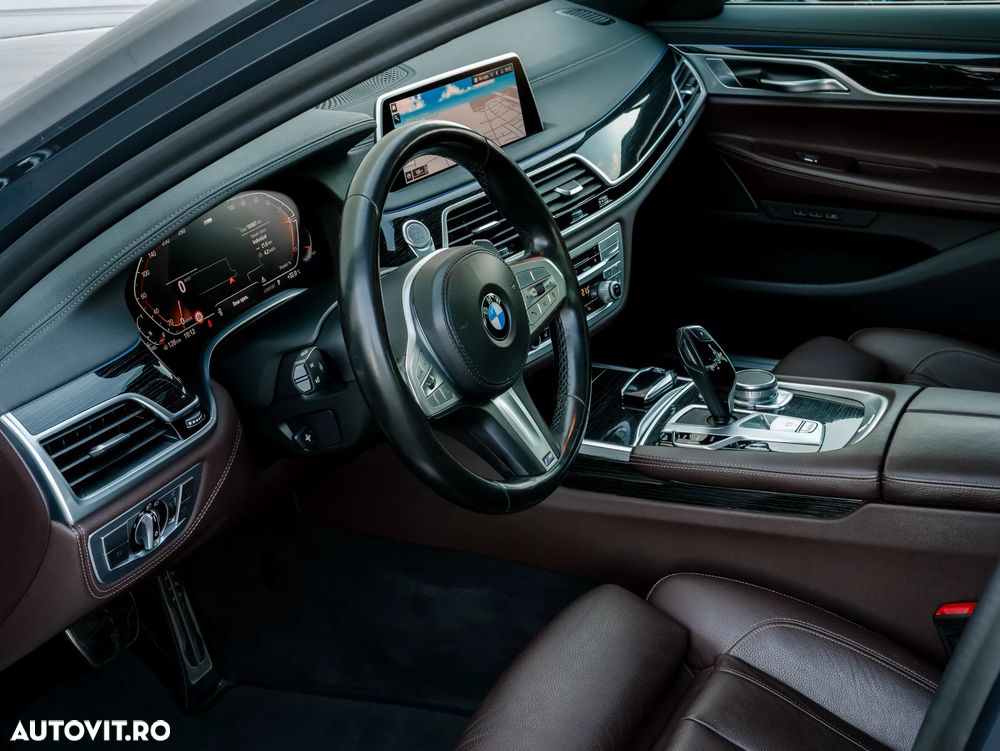 BMW Seria 7 730d xDrive MHEV - 4