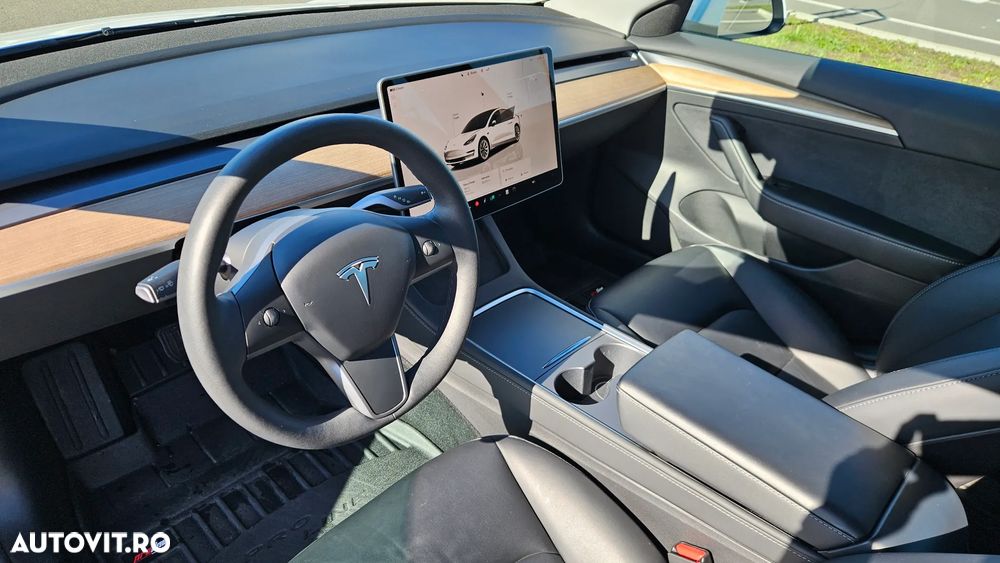 Tesla Model 3 AWD Long Range - 6