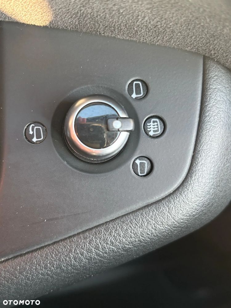 Audi A6 Avant 2.0 TDI ultra S tronic - 24