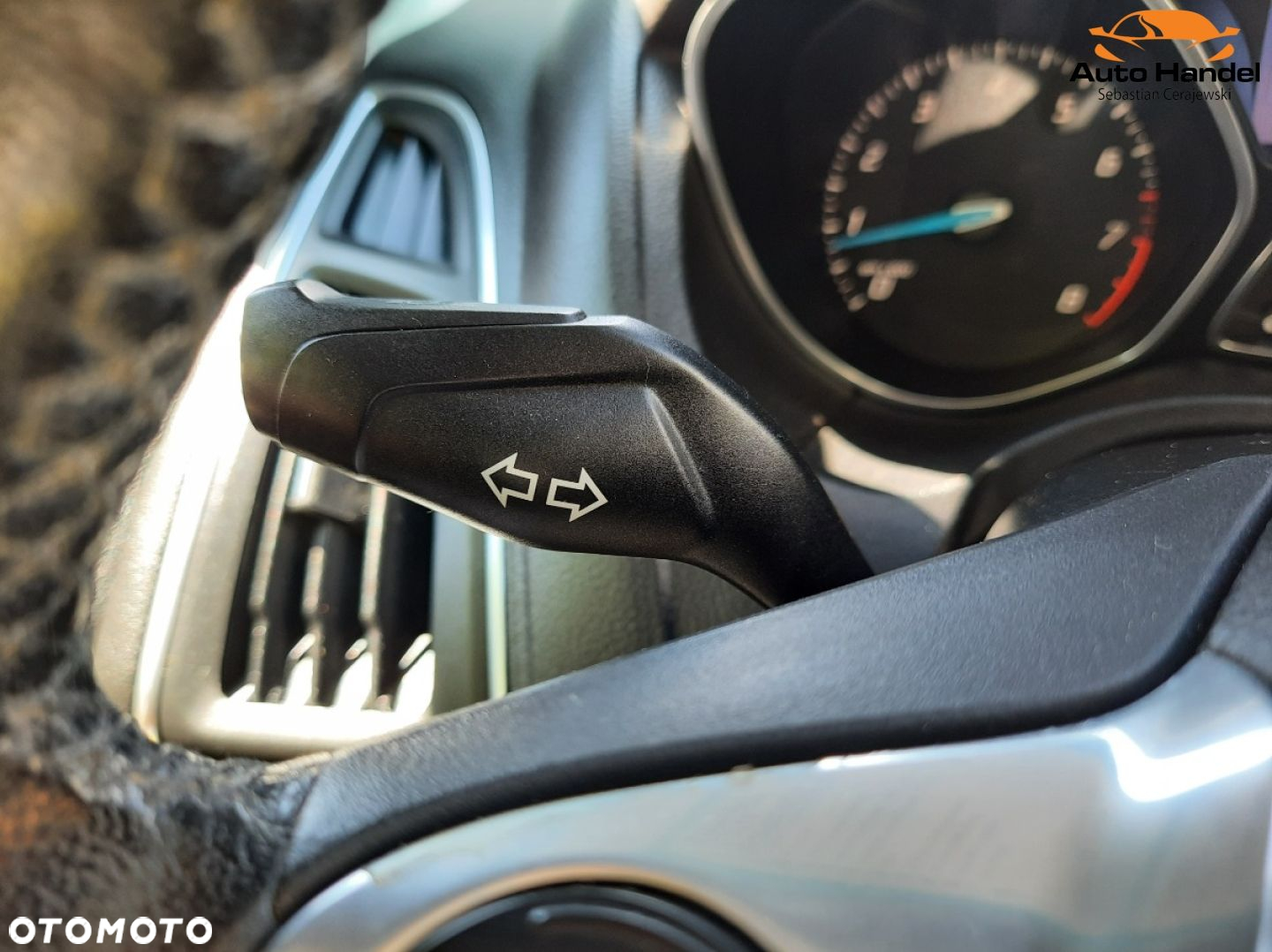 Ford Focus Turnier 1.6 EcoBoost Start-Stopp-System Titanium - 19