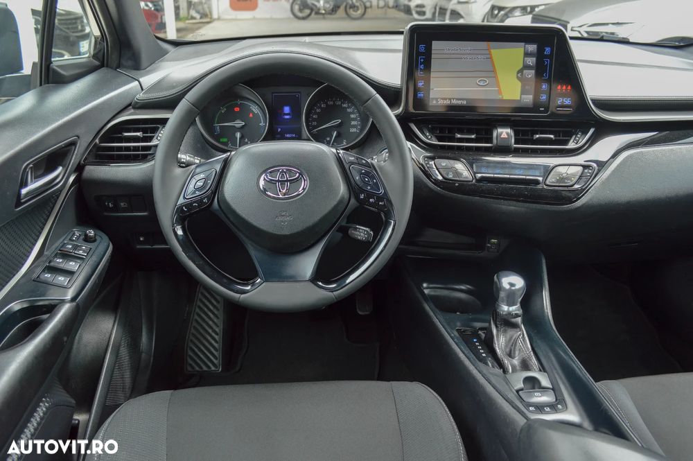 Toyota C-HR Style Selection - 30