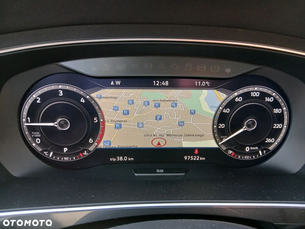 Volkswagen Tiguan 2.0 TDI SCR DSG R-Line - 17