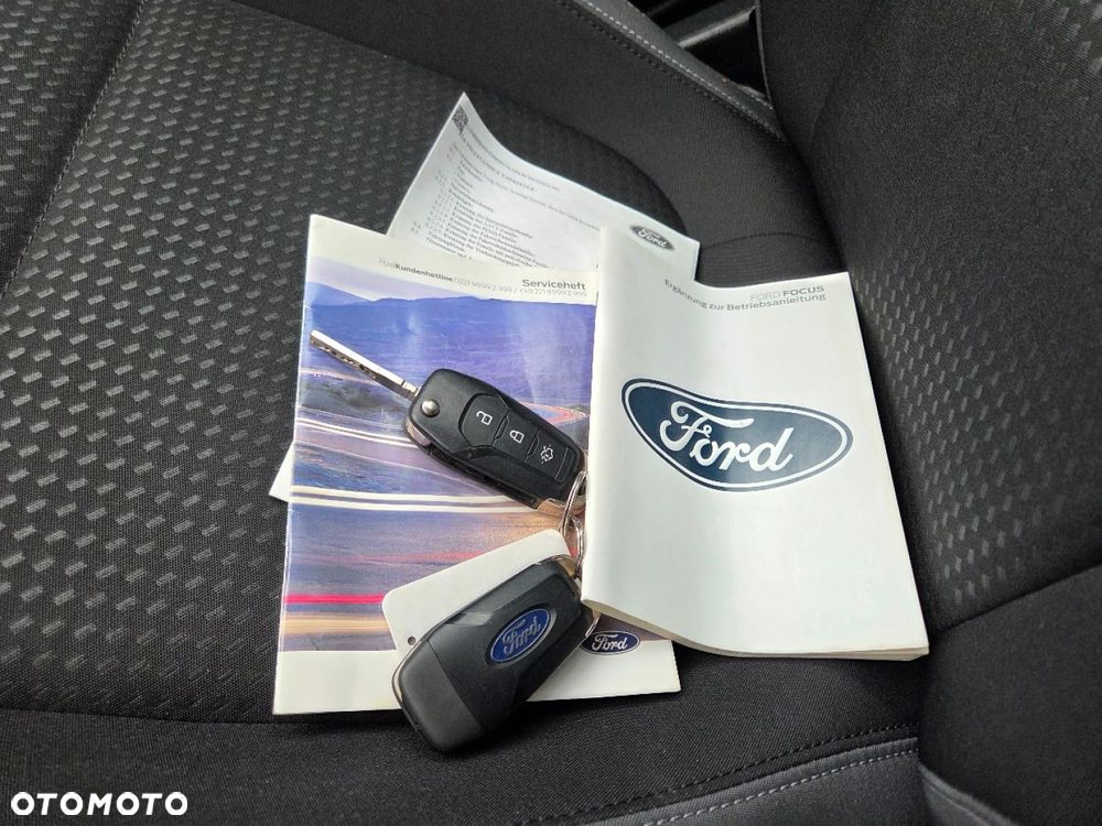 Ford Focus 1.5 EcoBlue Start-Stopp-System TITANIUM - 18