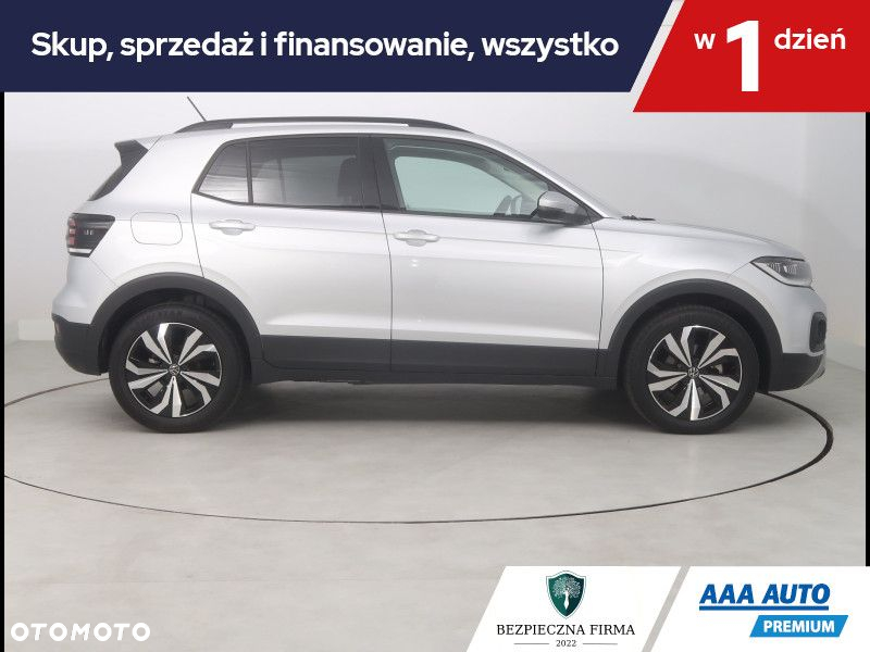 Volkswagen T-Cross - 7