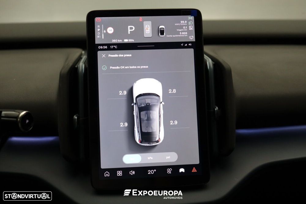 Volvo EX30 69 kWh Single Motor Extended Range Plus - 19