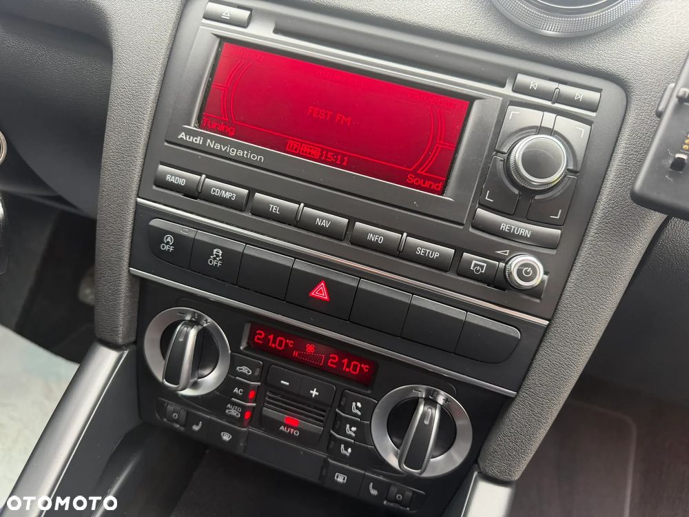 Audi A3 Sportback 2.0 TDI DPF Attraction - 25