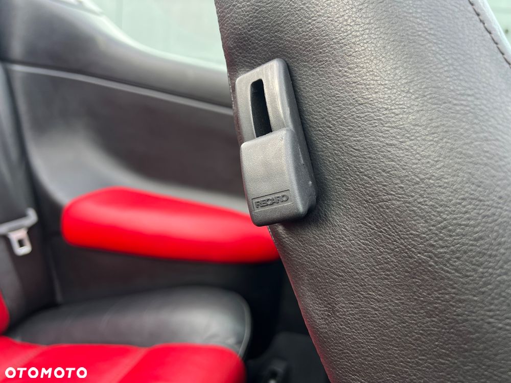 Volkswagen Golf - 38