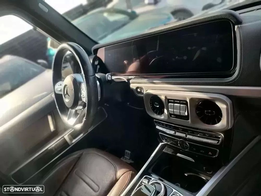 Mercedes-Benz G 500 4x4 - 14