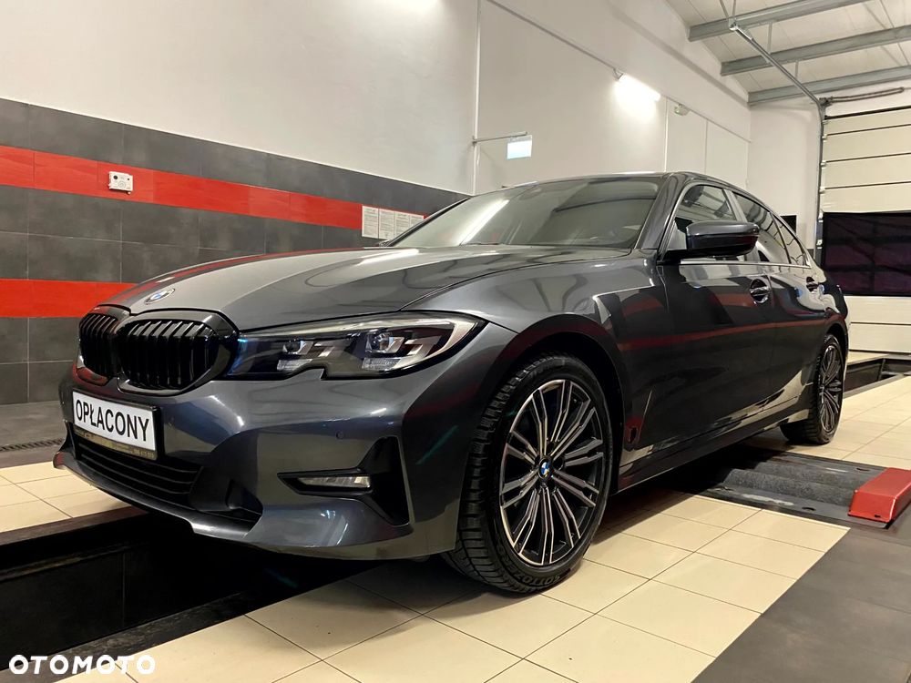 BMW Seria 3 320d Sport - 3