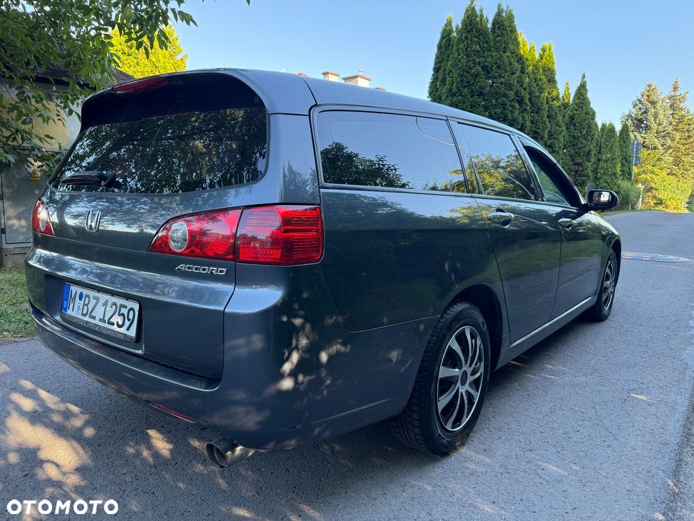 Honda Accord - 4