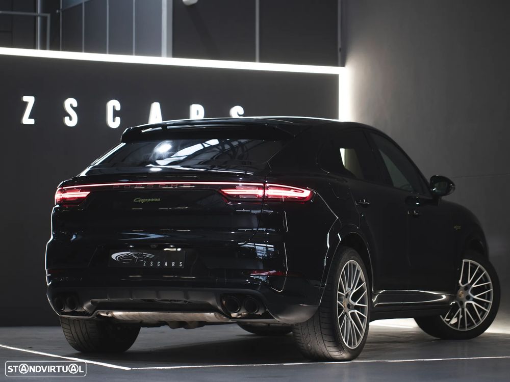 Porsche Cayenne Coupé E-Hybrid - 6