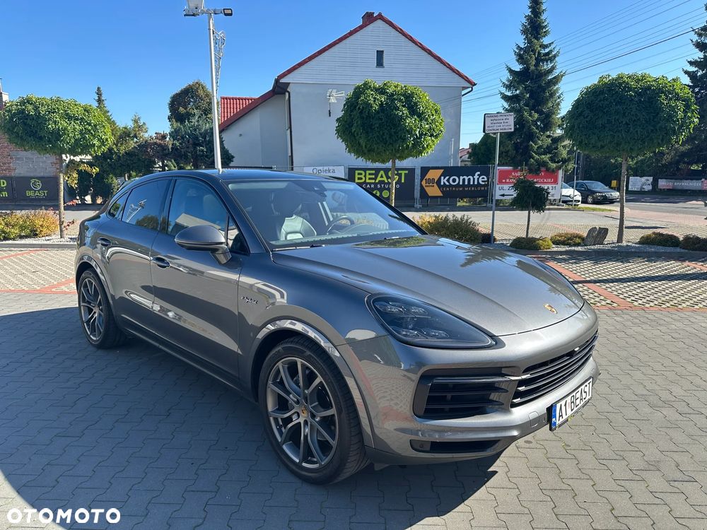 Porsche Cayenne - 2