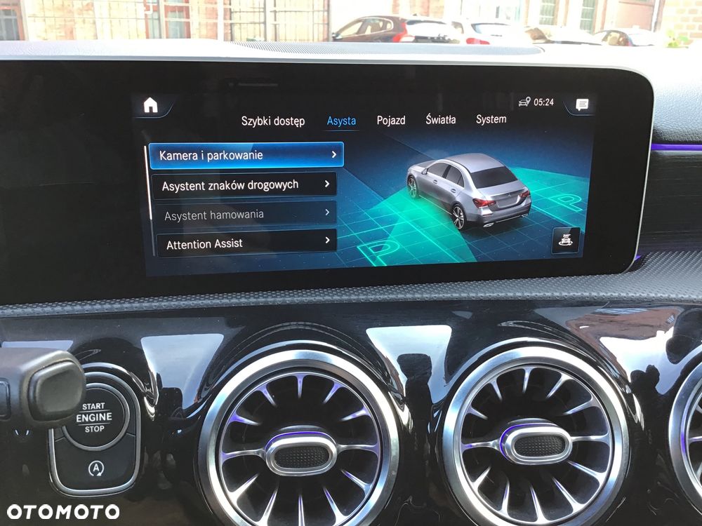 Mercedes-Benz Klasa A 220 4Matic 7G-DCT Progressive - 25