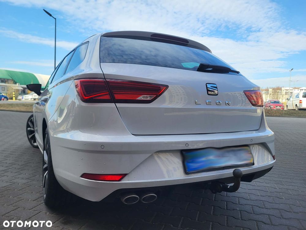 Seat Leon Sportstourer 2.0 TDI Start&Stop DSG XCELLENCE - 23