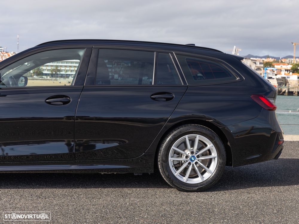 BMW 320 e Touring Aut. Advantage - 22