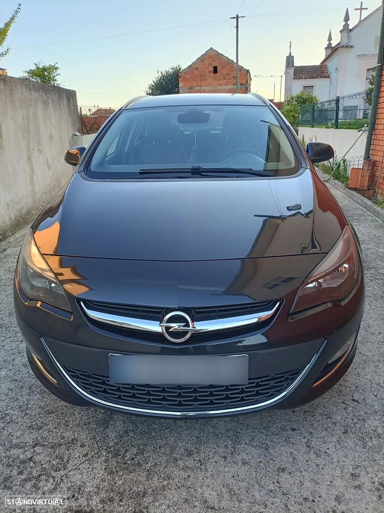 Opel Astra Sports Tourer - 11