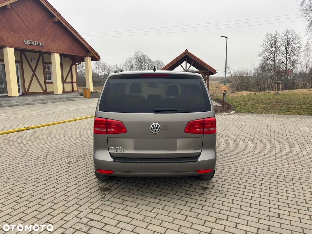 Volkswagen Touran 1.2 TSI BlueMot Trendline - 5