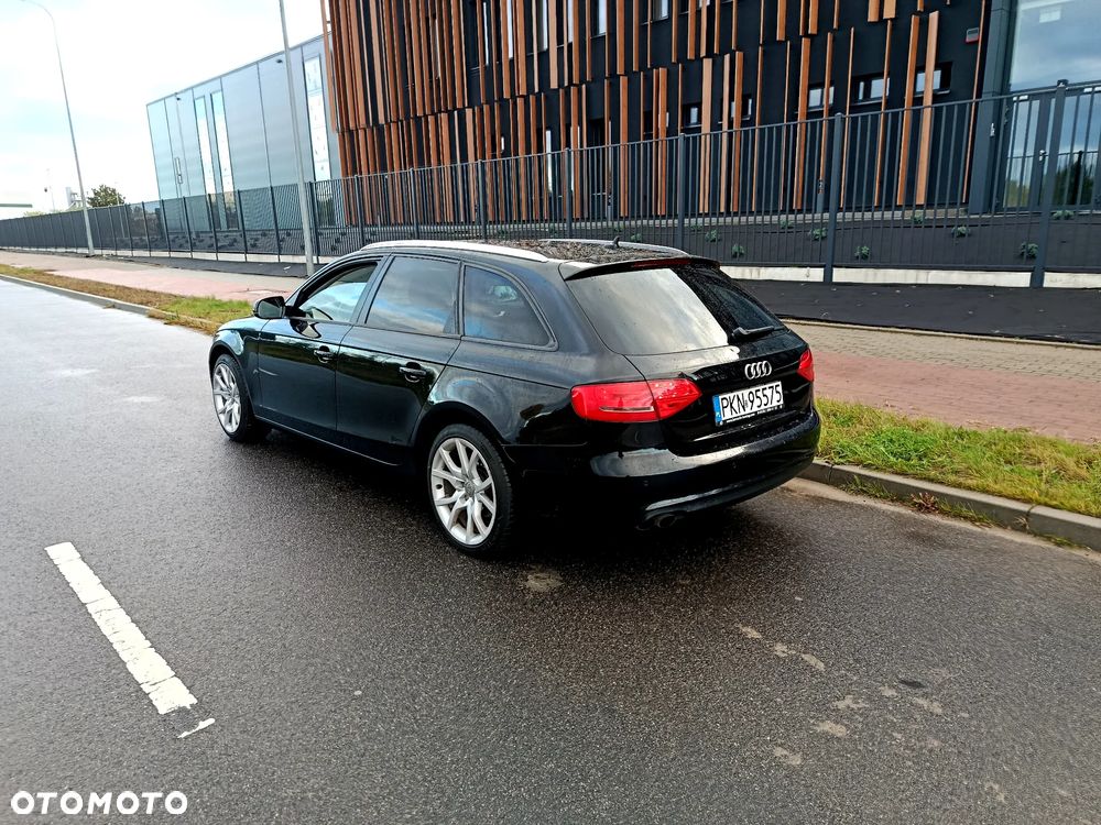 Audi A4 Avant - 10