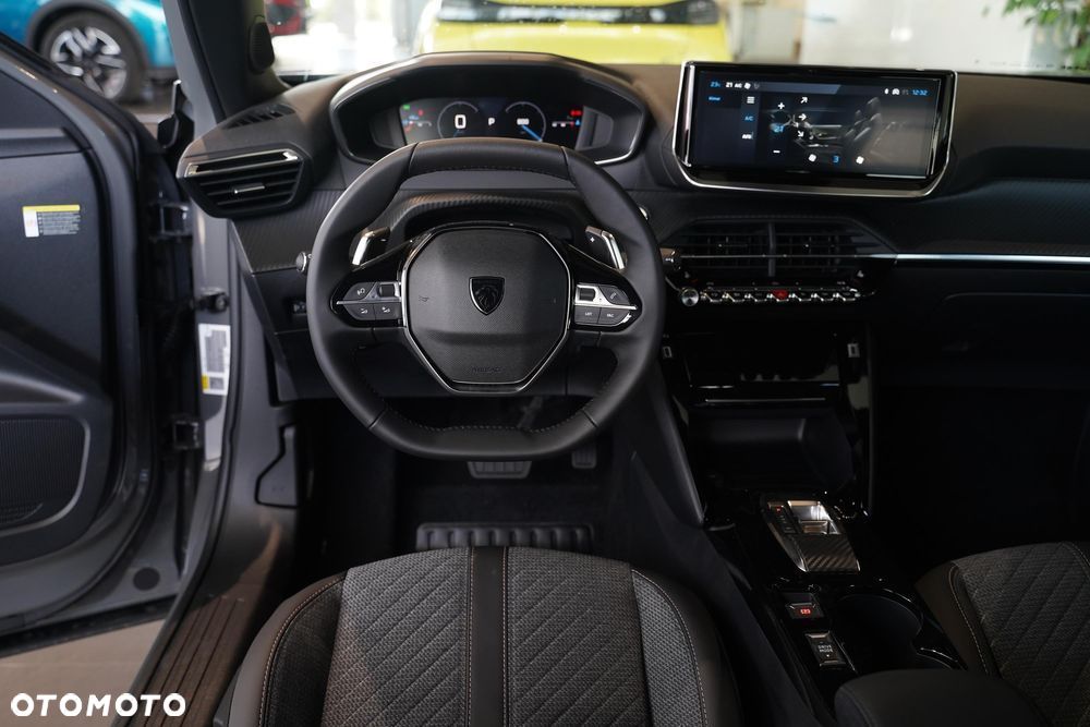 Peugeot 2008 PureTech mHEV Allure e-DCS6 - 26