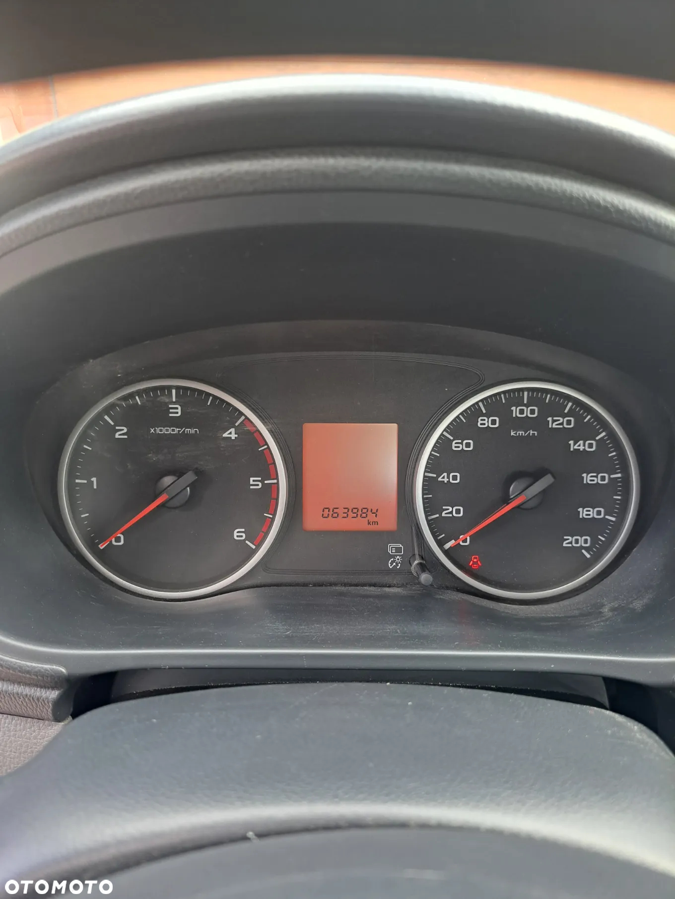 Mitsubishi L200 2.4 d CC Invite - 7