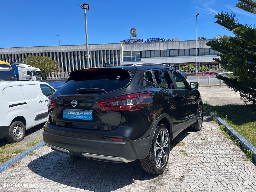 Nissan Qashqai 1.3 DIG-T N-Connecta J18 - 12