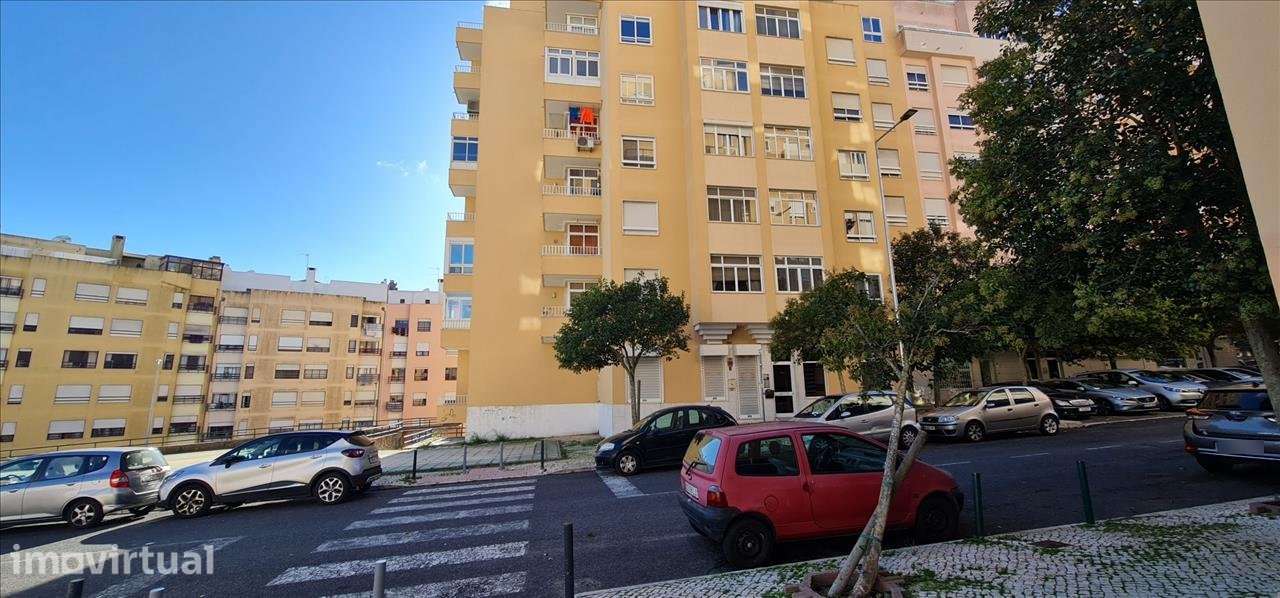 Apartamento em Sintra, Rio de Mouro - Grande imagem: 2/8