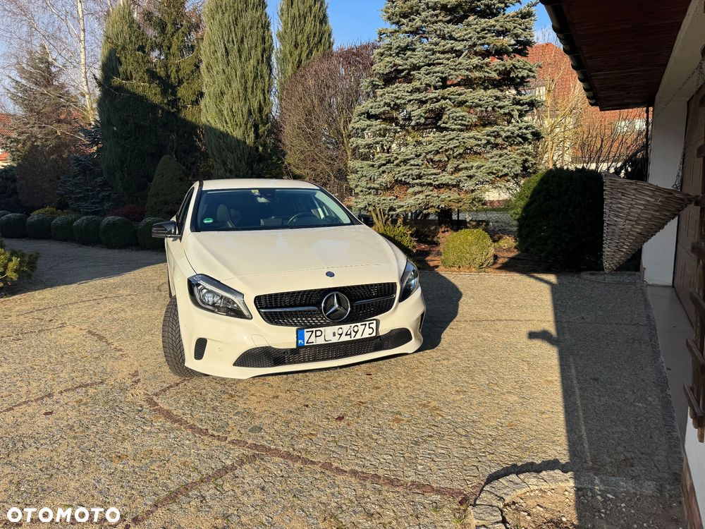 Mercedes-Benz Klasa A 200 7G-DCT - 9