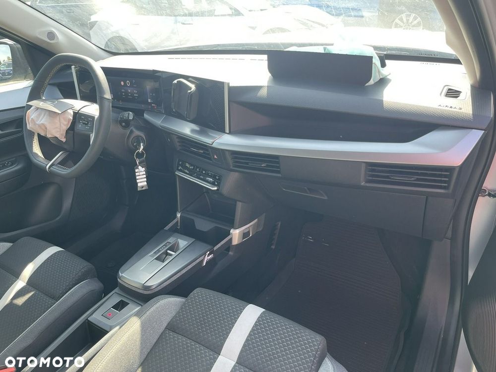 Opel Frontera - 9