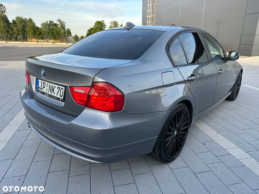BMW Seria 3 320d DPF - 9