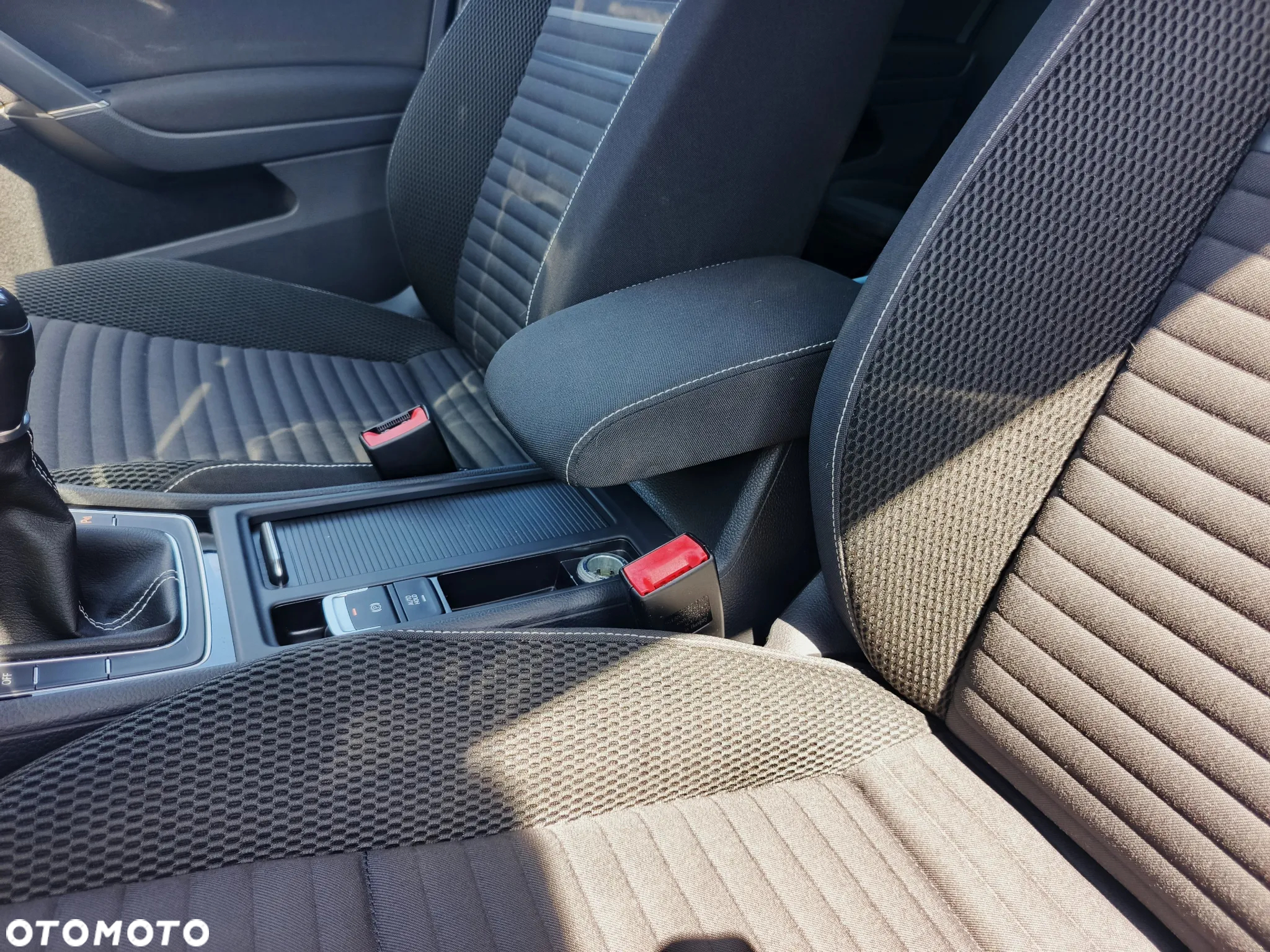 Volkswagen Golf 1.4 TSI BlueMotion Technology Cup - 23