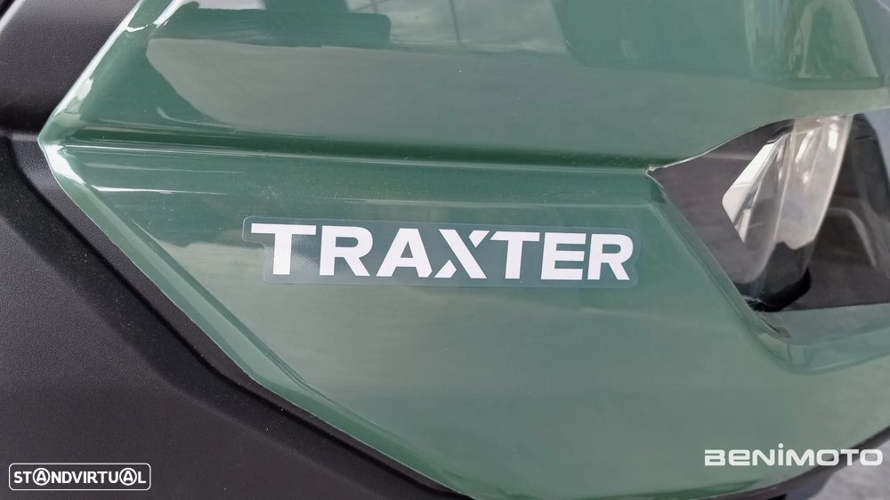 Can-Am Traxter HD7 - 16