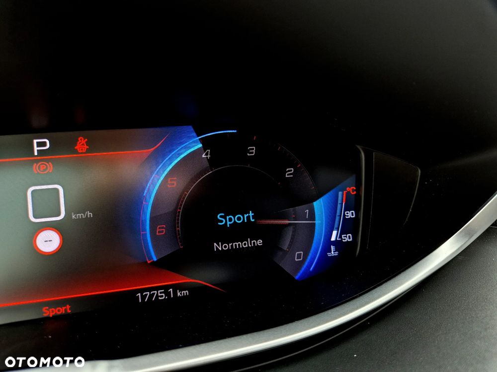 Peugeot 5008 - 24