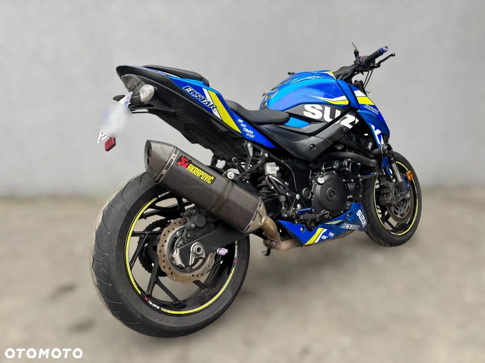 Suzuki GSX - 3