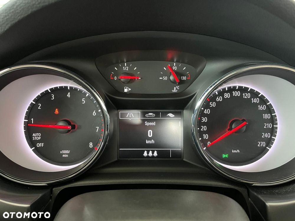 Opel Astra 1.2 T Edition S&S - 17