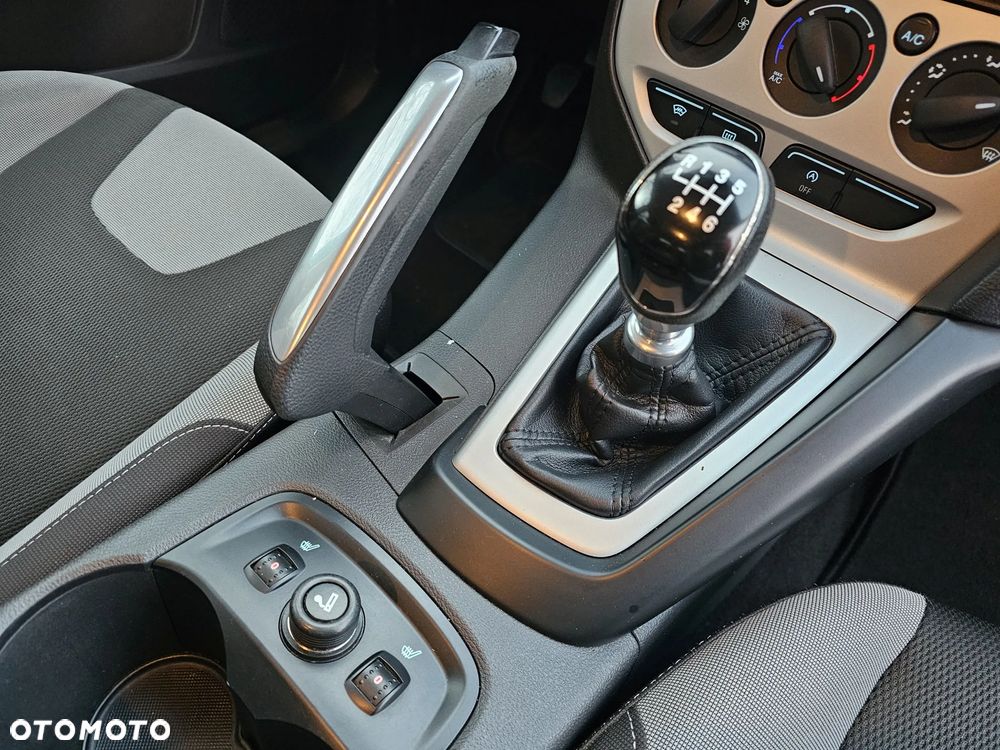 Ford Focus 1.0 EcoBoost Start-Stopp-System Champions Edition - 27