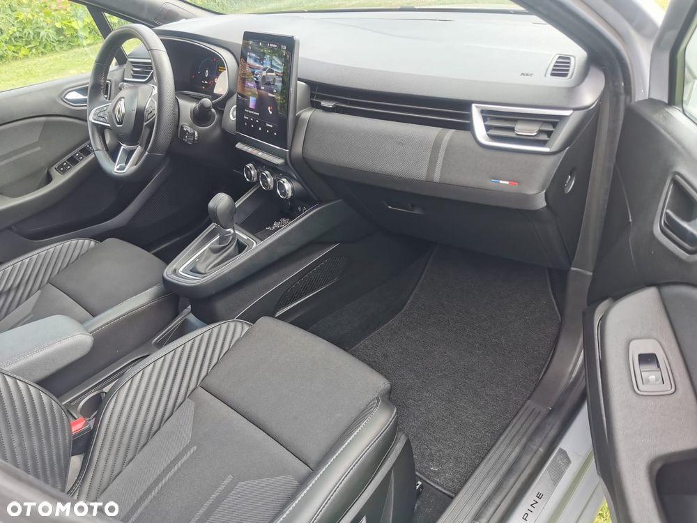 Renault Clio - 10