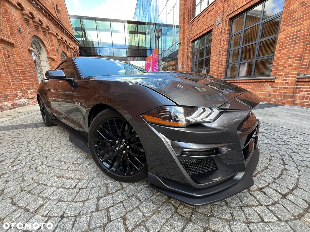 Ford Mustang - 16