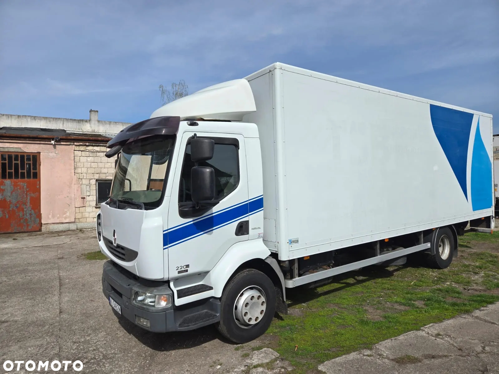 Renault MIDLUM - 13