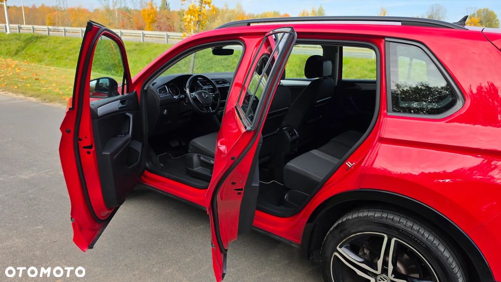 Volkswagen Tiguan - 8