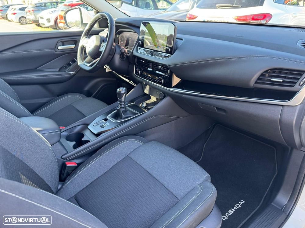 Nissan Qashqai 1.3 DIG-T N-Connecta J18 - 15