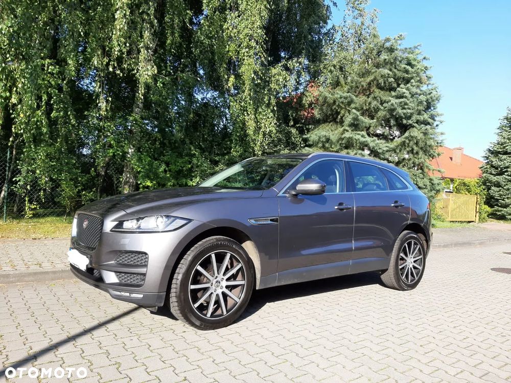Jaguar F-Pace - 1
