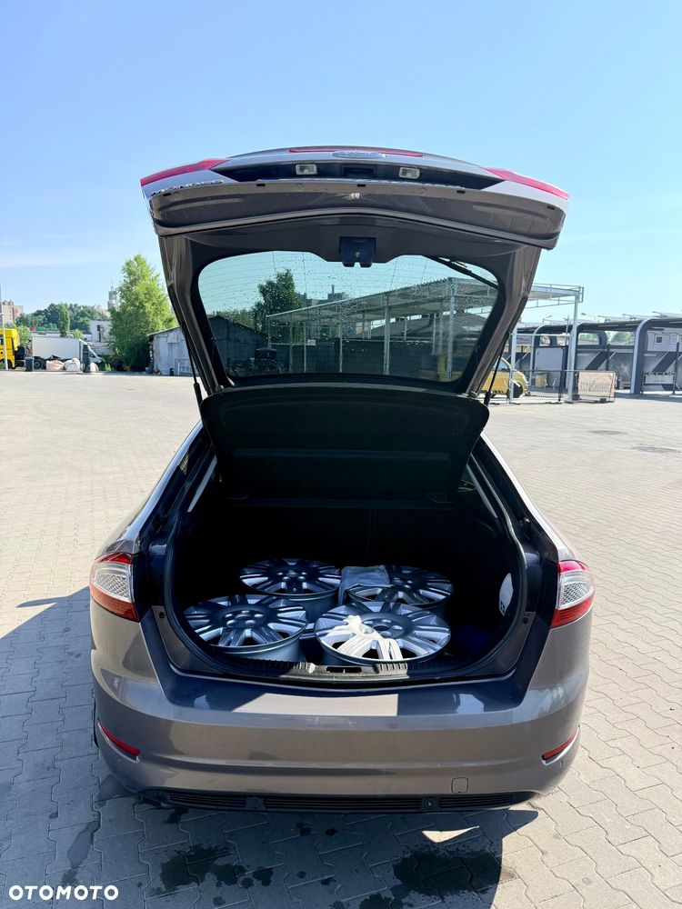 Ford Mondeo - 9