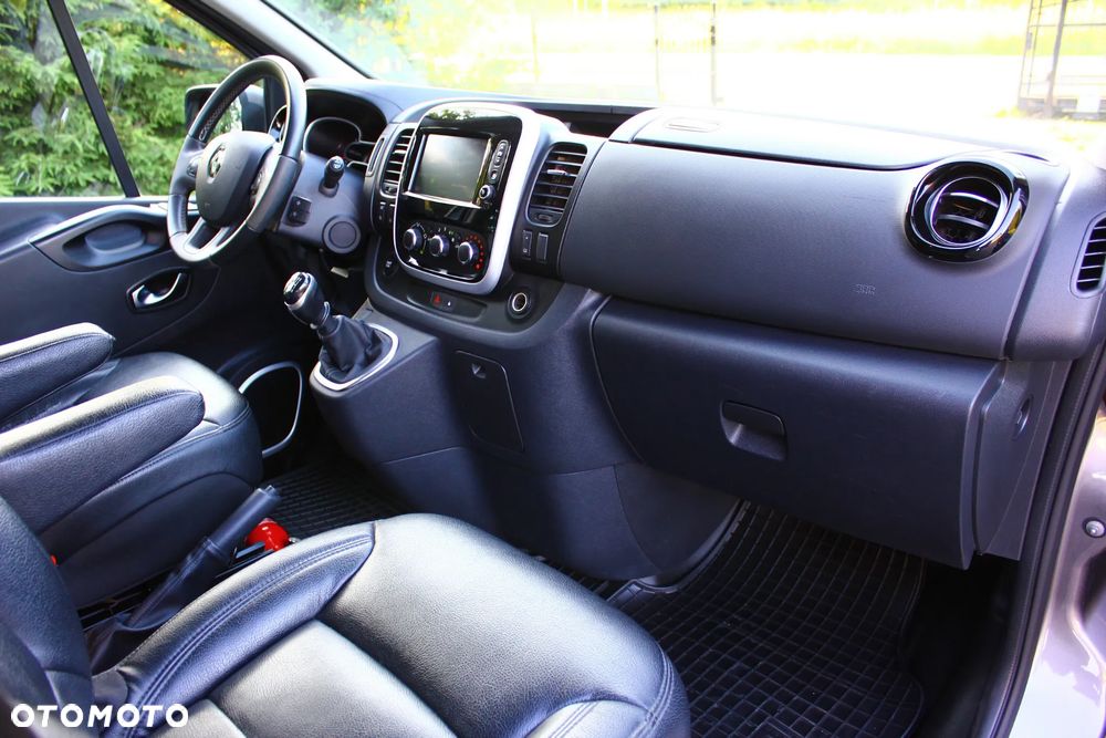 Renault Trafic 2.0 dCi - 36