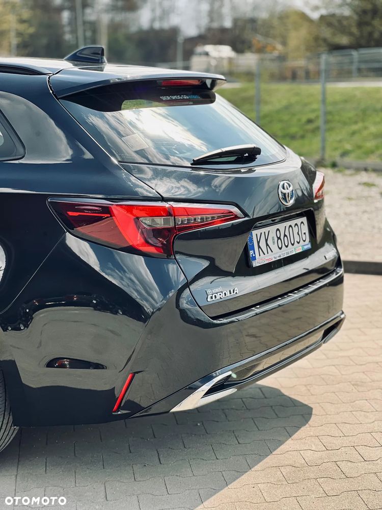 Toyota Corolla - 16